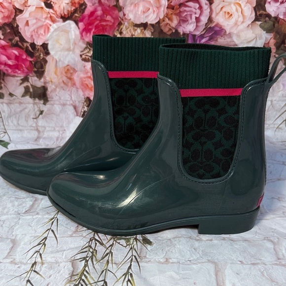 Coach Shoes - Coach Green Rubber Pull on Rainboots